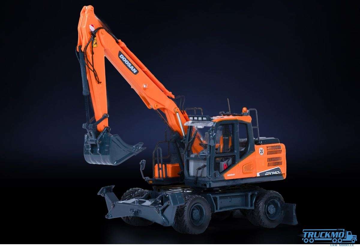 IMC Doosan DX140W Mobile Excavator 16-1009