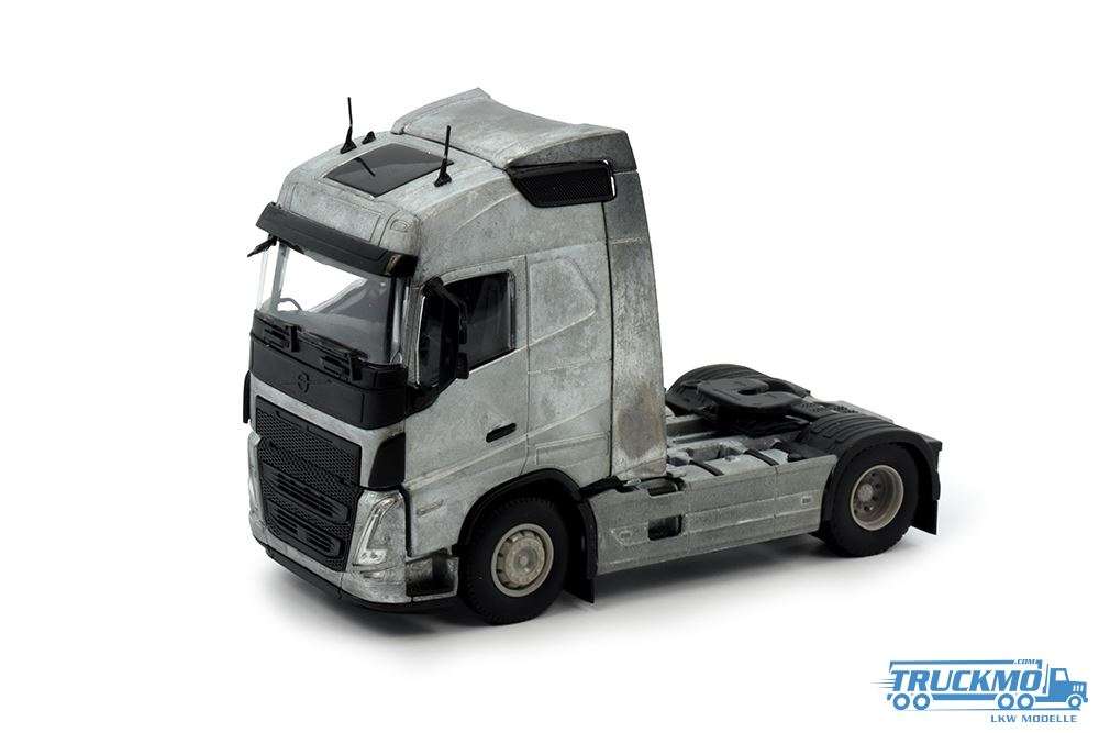 Tekno Bausätze Volvo FH05 Globetrotter 4x2 chassis 82339