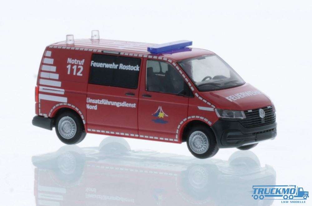 Rietze Feuerwehr Rostock Volkswagen T6.1 53905