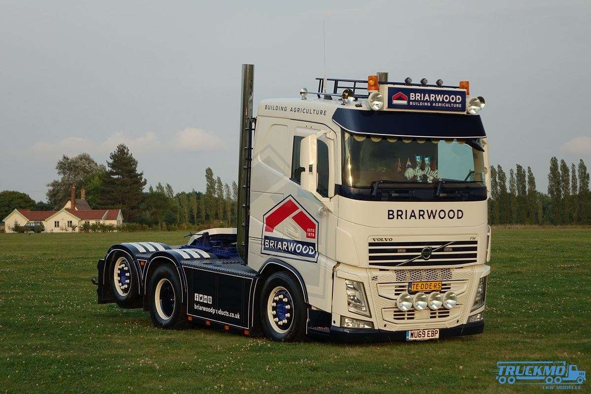 Tekno Briarwood Volvo FH04 6x2 85225