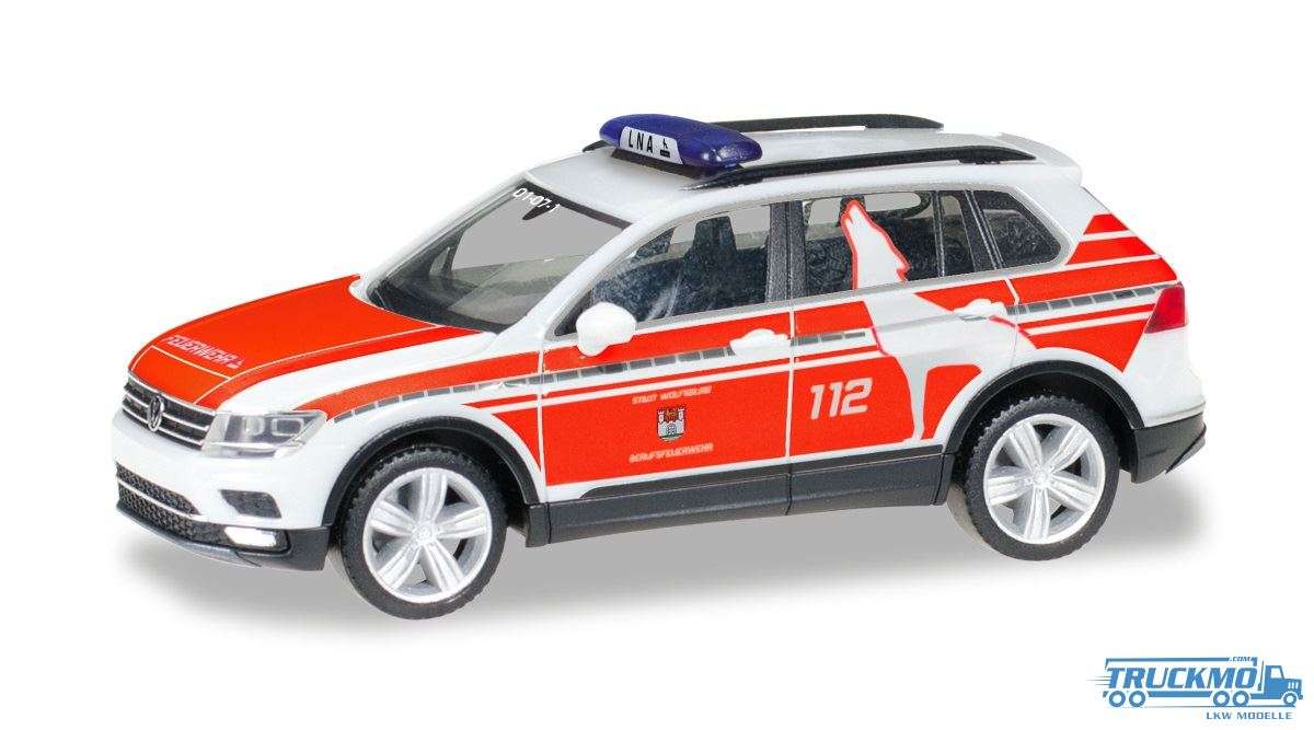 Herpa Feuerwehr Wolfsburg Volkswagen Tiguan Notarztfahrzeug 095273
