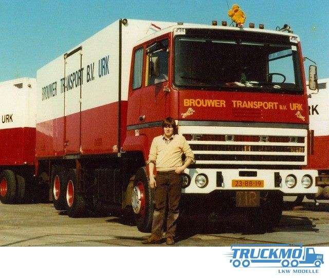 Tekno Brouwer Urk Ford Transcontinental Box Truck-Trailer 84776