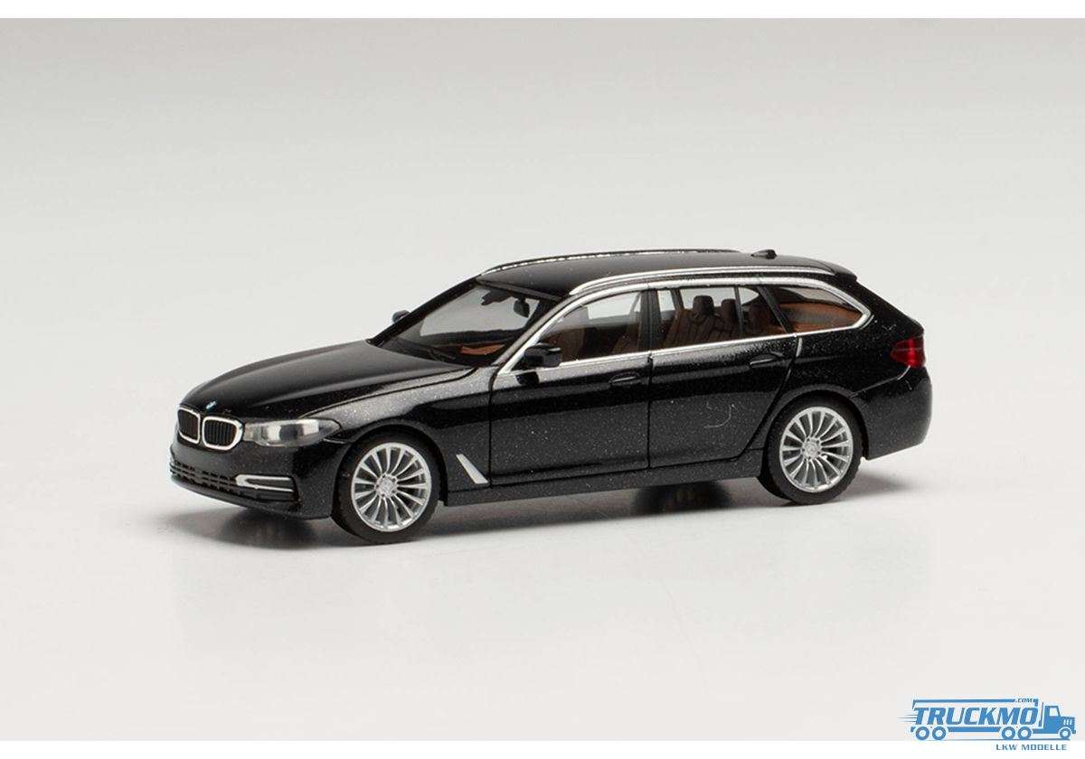 Herpa BMW 5 Series Touring sapphire black metallic 430708-003