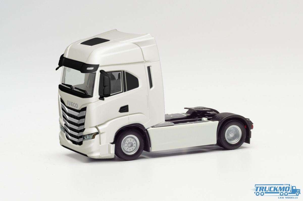 Herpa Iveco S Way tractor white 313445