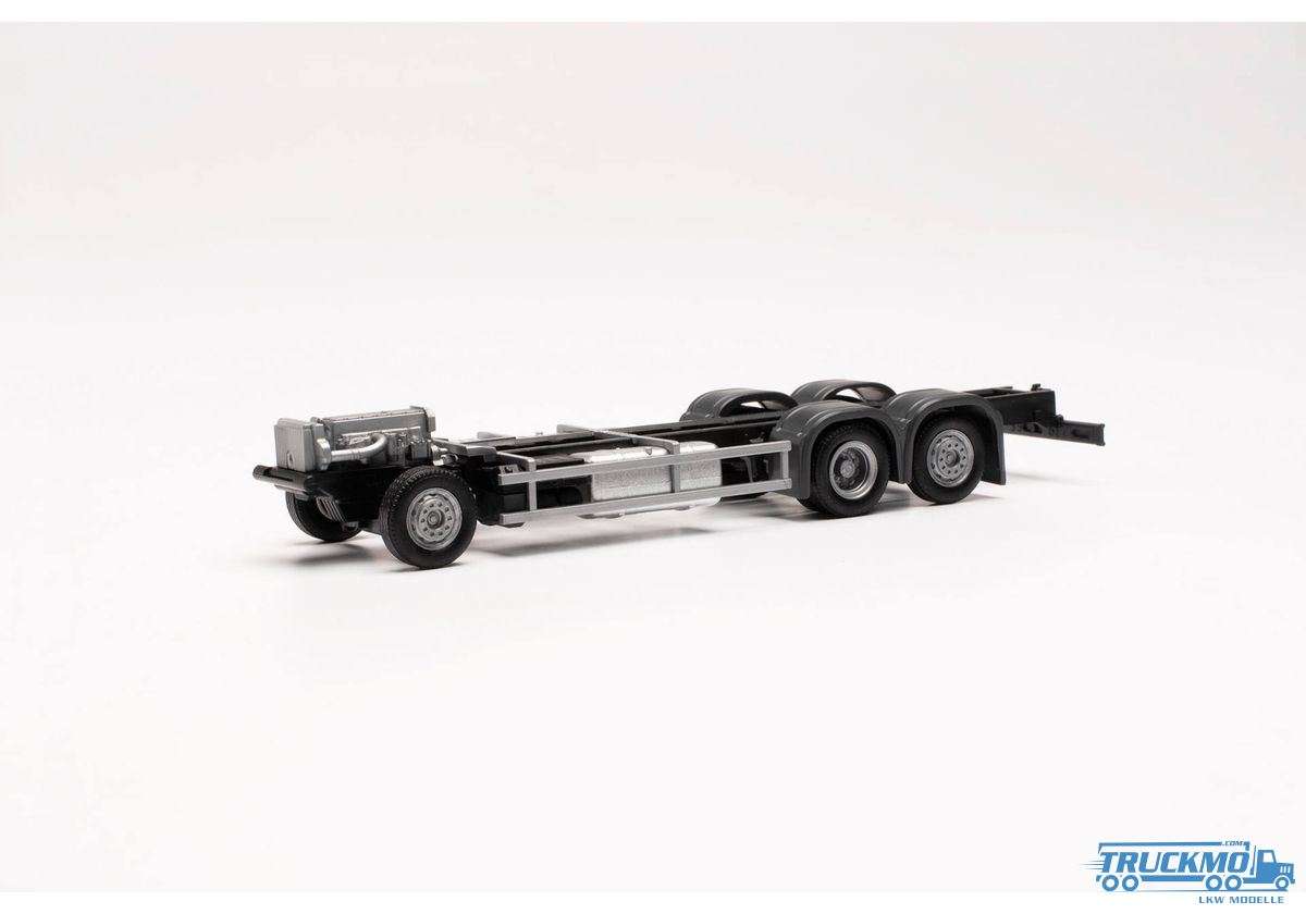Herpa parts service chassis Volvo FH 2 pcs 085465