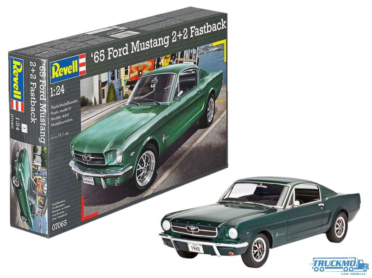 Revell Cars 1965 Ford Mustang 2 + 2 Fastback 1:24 07065
