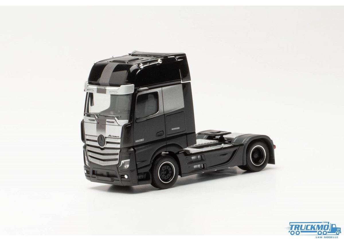 Herpa Mercedes Benz Actros Gigaspace Edition 3 black 315852-002