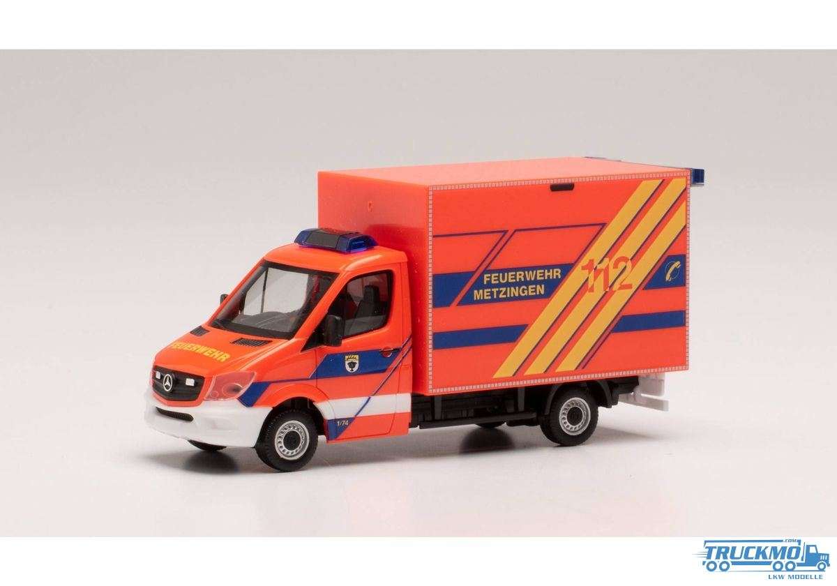 Herpa Feuerwehr Metzingen Mercedes Benz Sprinter 13 box truck 096690