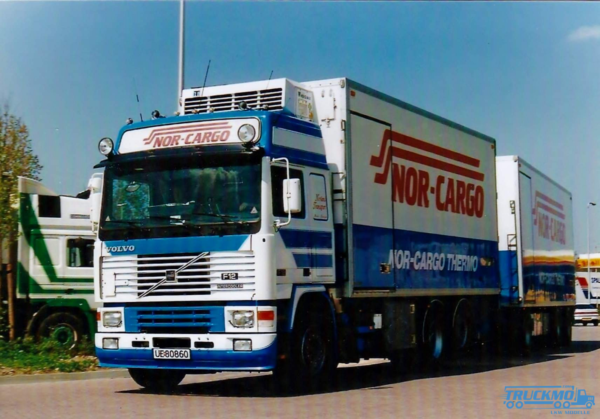 Tekno Nor-Cargo Volvo F12 Reefer Truck-Trailer 85236