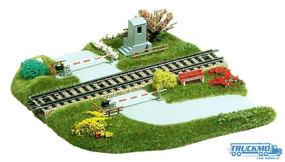 Busch railway level crossing for straight track H0 1:87 3210