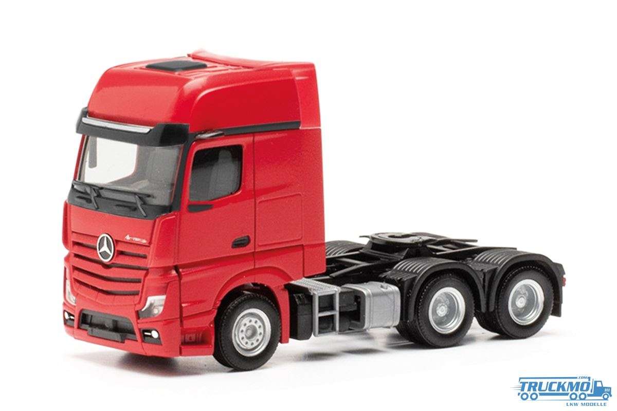 Herpa Mercedes Benz Actros L Gigaspace solo tractor unit 3-axle red 317917