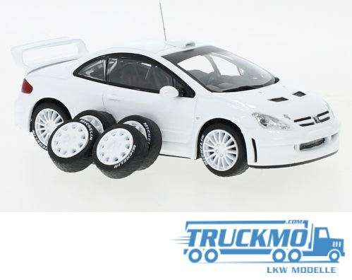 IXO Models Peugeot 307 WRC white + 2nd set of wheels + spoiler IXOMDCS030