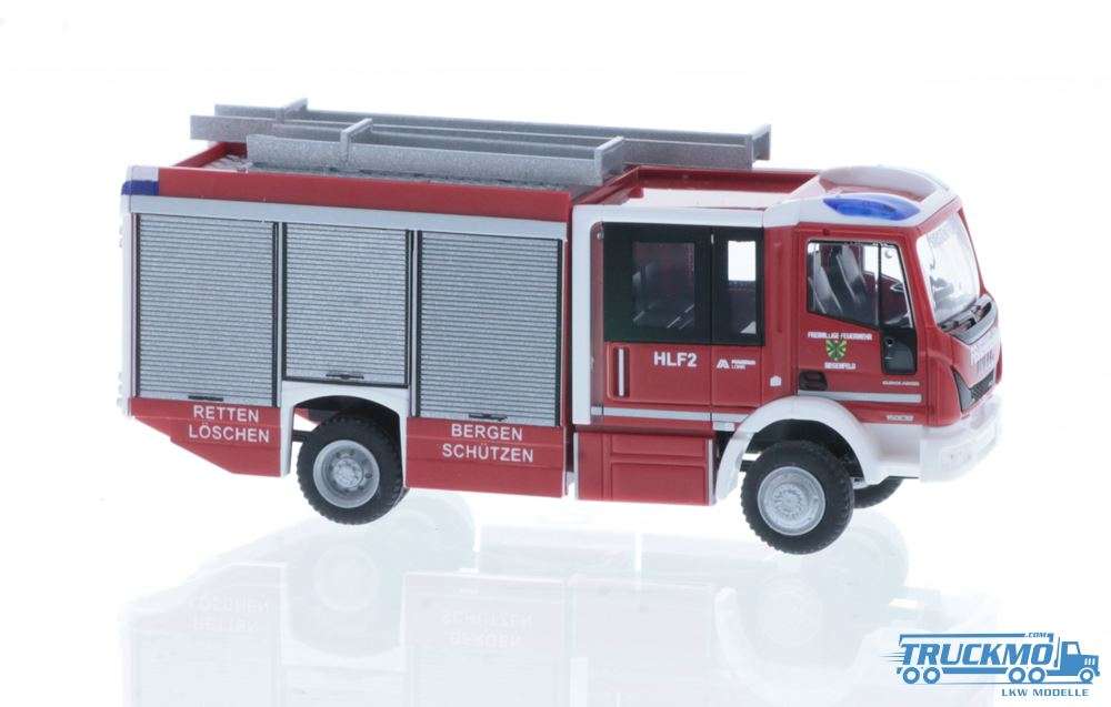 Rietze Feuerwehr Siegenfeld Magirus HLF Team Cab 68152