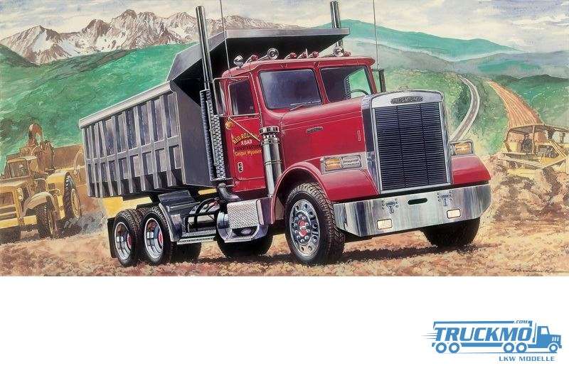 Italeri Freightliner tipper 3783