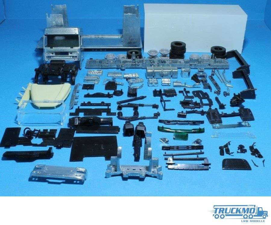 Tekno kits DAF XF 105 Space Cab 6x2 motor vehicle box body 7.2m 502-230 79793