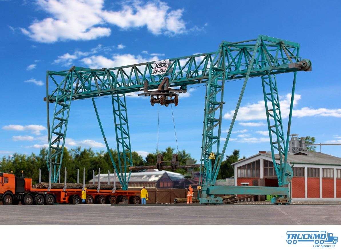 Kibri loading crane to sawmill 38543