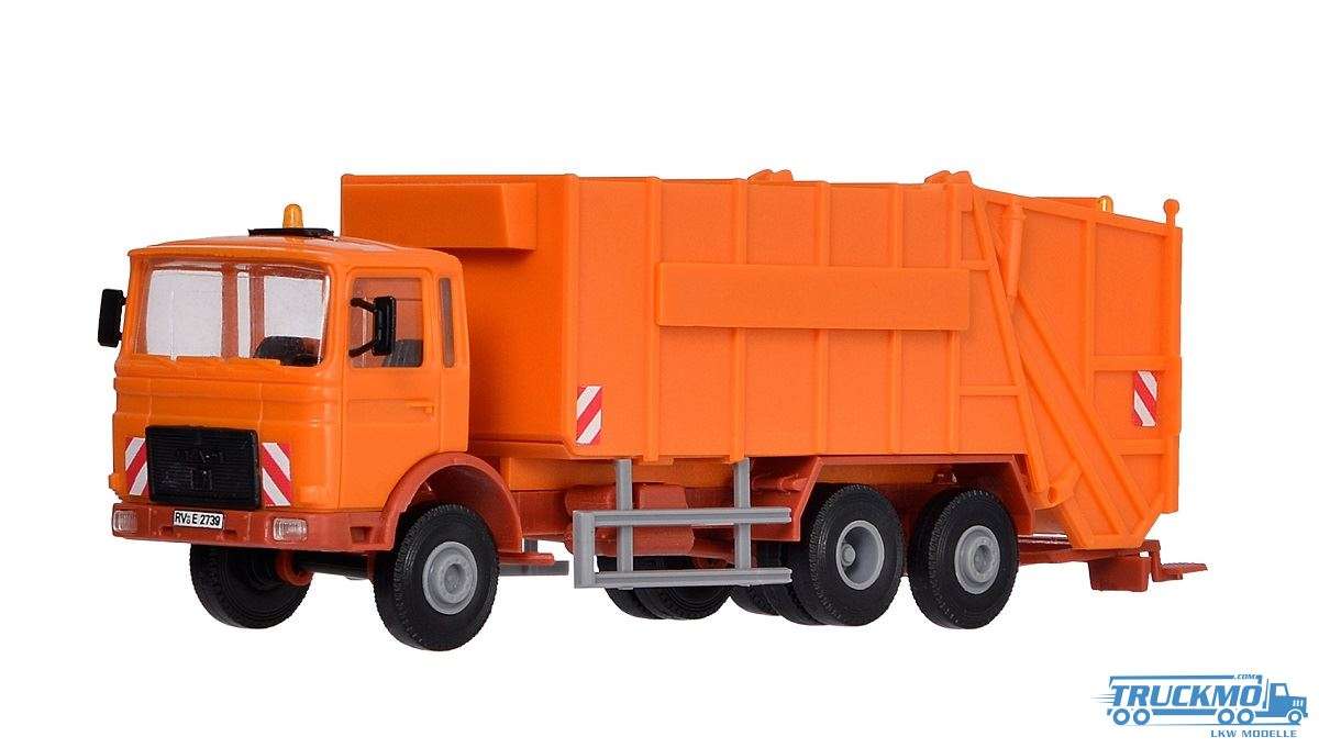 Kibri MAN compressed garbage truck 15009