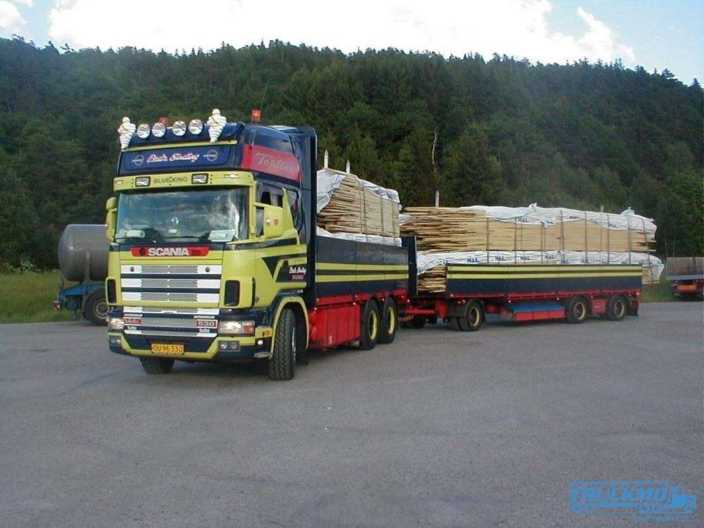 Tekno Brdr Sinding Scania 4-series Topline flatbed truck-trailer 81276