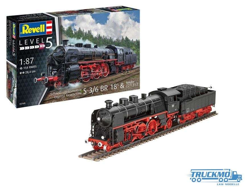 Revell Bavarian express locomotive S 3/6 with long-distance tender 02168